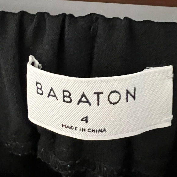 ARITZIA BABATON Conan Cropped Pant
Cropped crepe trousers black workwear 4 - Picture 9 of 12